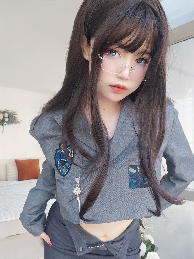 女主K(K酱) – NO.017 沉默的学姐[102P]10455