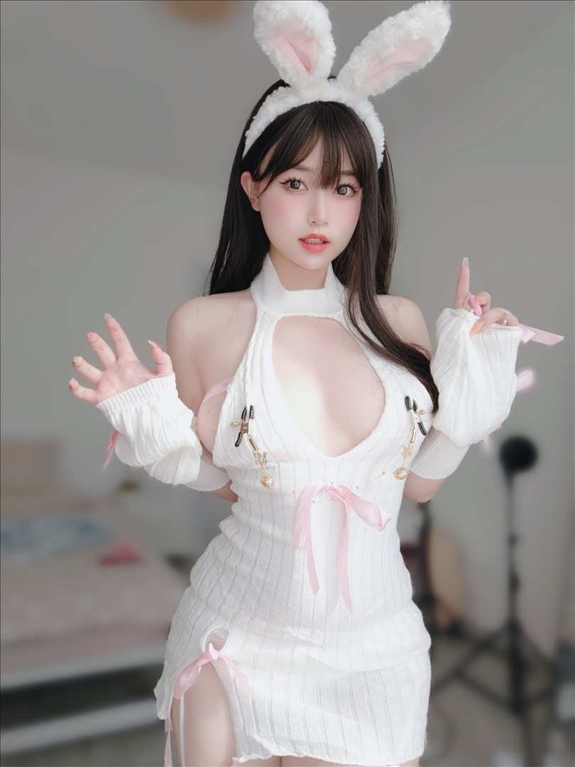 女主K(K酱) – NO.019 白丝兔钕郎[102P-297.4M]10447