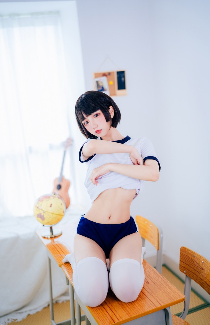 甜美可爱@果咩酱w NO.014 体操服[19P／271MB]14757
