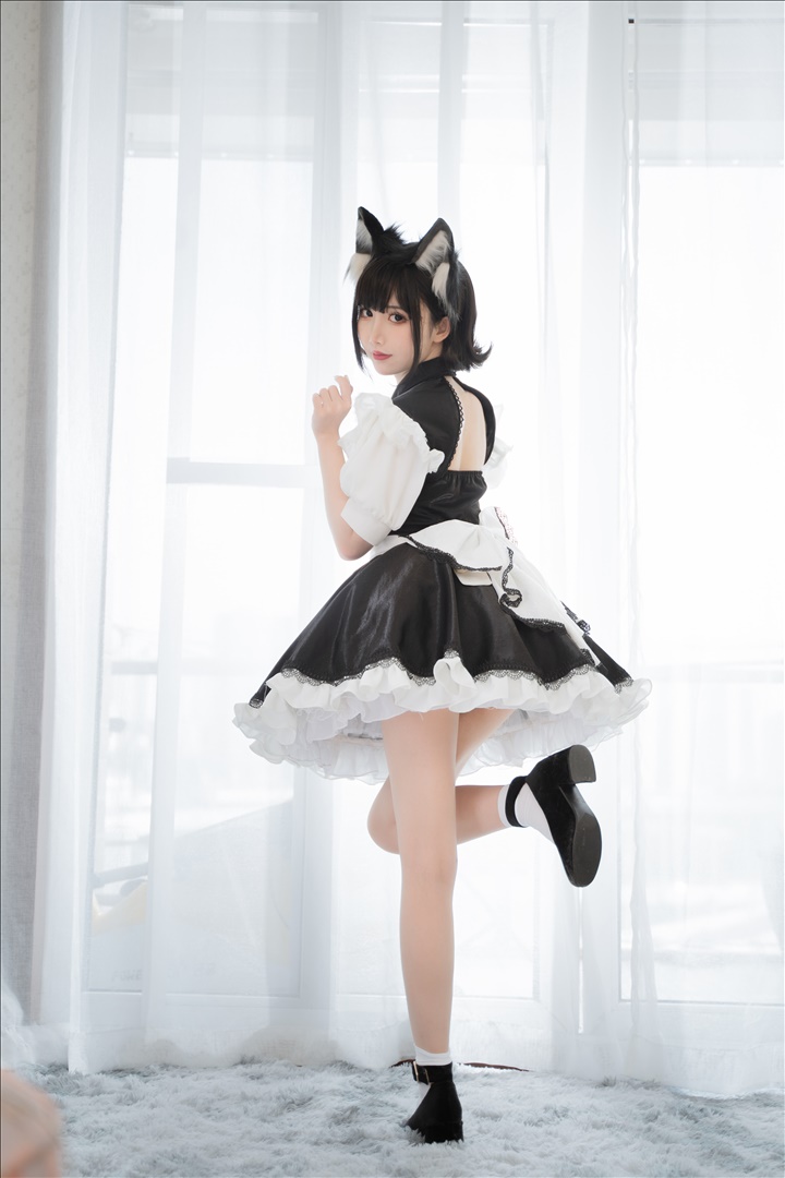 Coser@面饼仙儿 VOL.126 开胸女仆11176