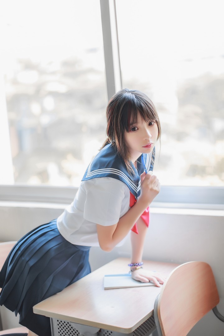 东北妹纸少女coser 疯猫Ss疯了个猫 VOL.032 同桌的水手服11911